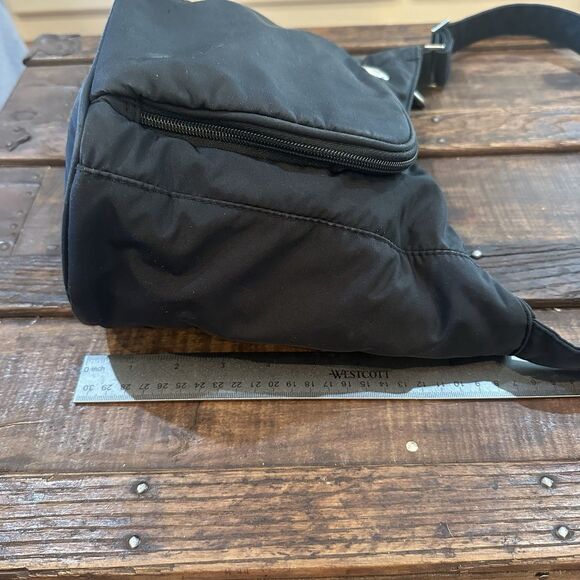 Ameribag Black Nylon Catskill Shoulder Bag Purse Adjustable Strap - Picture 8 of 9